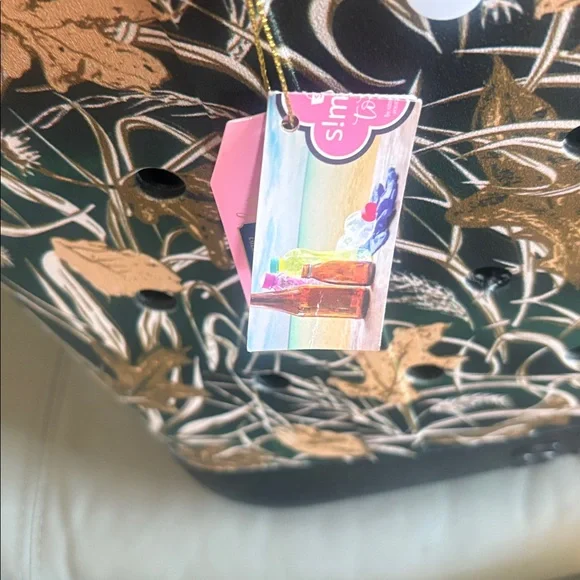Simply Southern tote nwt camo. - Picture 5 of 11